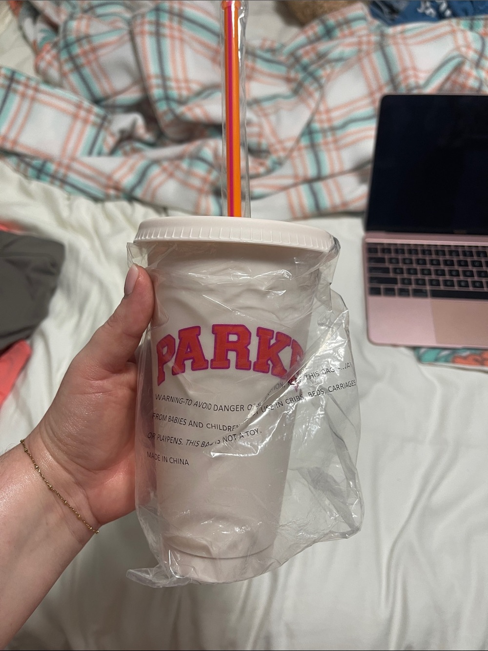 Dunkin x Parke plastic tumbler - Picture 5 of 5